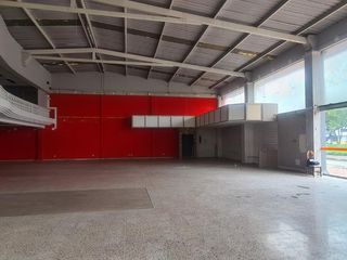 Foto 18 de LOCAL COMERCIAL ARRIENDO AREA 1023 M2 PRADOS DEL NORTE CALI VALLE DEL CAUCA