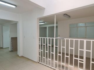 Foto 3 de LOCAL COMERCIAL ARRIENDO  AREA 400 M2 COLSEGUROS VIA PRINCIPAL