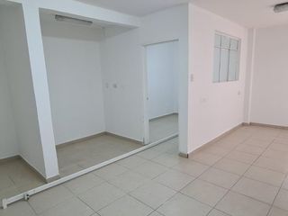 Foto 4 de LOCAL COMERCIAL ARRIENDO  AREA 400 M2 COLSEGUROS VIA PRINCIPAL