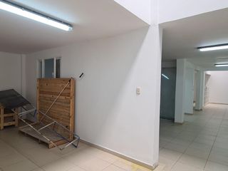 Foto 9 de LOCAL COMERCIAL ARRIENDO  AREA 400 M2 COLSEGUROS VIA PRINCIPAL
