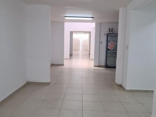 Foto 11 de LOCAL COMERCIAL ARRIENDO  AREA 400 M2 COLSEGUROS VIA PRINCIPAL