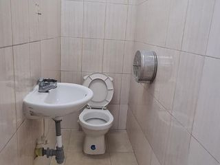 Foto 13 de LOCAL COMERCIAL ARRIENDO  AREA 400 M2 COLSEGUROS VIA PRINCIPAL