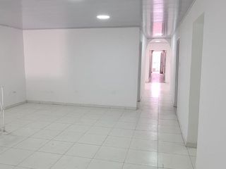 Foto 21 de LOCAL COMERCIAL ARRIENDO  AREA 400 M2 COLSEGUROS VIA PRINCIPAL
