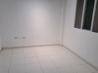 Foto 25 de LOCAL COMERCIAL ARRIENDO  AREA 400 M2 COLSEGUROS VIA PRINCIPAL