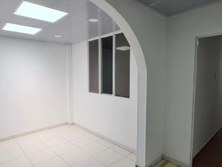 Foto 26 de LOCAL COMERCIAL ARRIENDO  AREA 400 M2 COLSEGUROS VIA PRINCIPAL