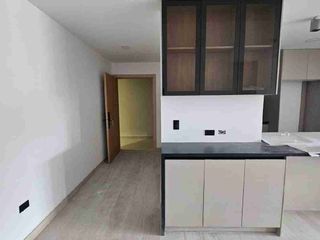 Foto 3 de Departamento de lujo , por estrenar , tres habitaciones, dos parqueos, bodega.