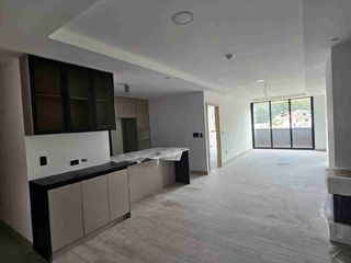 Foto 4 de Departamento de lujo , por estrenar , tres habitaciones, dos parqueos, bodega.