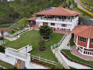 Foto 1 de Hermosa Hacienda en Venta