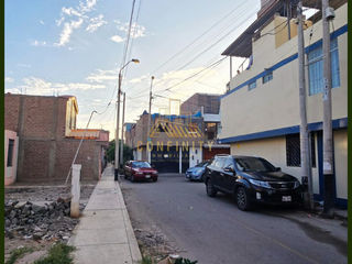 Foto 7 de SE VENDE CASA DE 1 PISO DE 75M2 EN URB. SOL DE ICA DE LOS PORTALES - II ETAPA