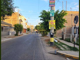 Foto 14 de SE VENDE CASA DE 1 PISO DE 75M2 EN URB. SOL DE ICA DE LOS PORTALES - II ETAPA