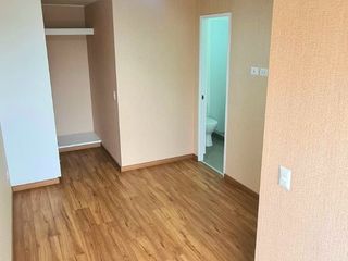 Foto 29 de Venta Departamento En Lince -