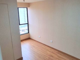 Foto 30 de Venta Departamento En Lince -