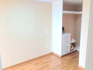 Foto 31 de Venta Departamento En Lince -