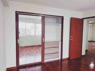 Foto 32 de SE VENDE DEPARTAMENTO EN EL DISTRITO DE MIRAFLORES