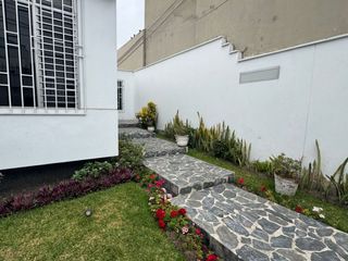 Foto 2 de Alquiler de Casa Residencial en El Corazón de San Isidro
