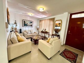 Foto 1 de CASA CON INGRESO INDEPENDIENTE EN VENTA- VALLE DE LOS CHILLOS
