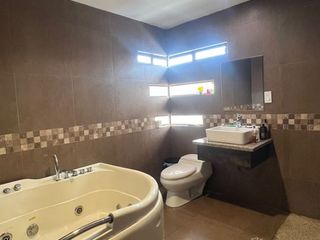Foto 13 de Venta de Casa en Cuenca, Sector Ricaurte cerca a la Mega Tienda del Sur