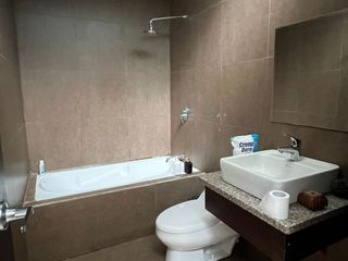 Foto 10 de Venta de Casa en Cuenca, Sector Ricaurte cerca a la Mega Tienda del Sur
