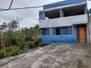 Foto 4 de Lloa - Casa con Terreno en Venta