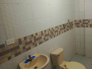 Foto 14 de Lloa - Casa con Terreno en Venta