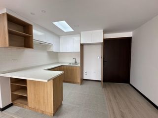 Foto 3 de Departamento en venta en el quinto piso con tres dormitorios, sector Av. Don Bosco