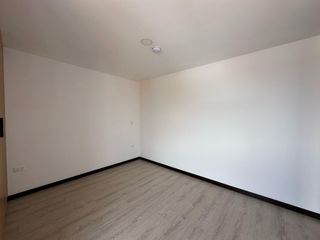 Foto 6 de Departamento en venta en el quinto piso con tres dormitorios, sector Av. Don Bosco