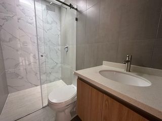 Foto 12 de Departamento en venta en el quinto piso con tres dormitorios, sector Av. Don Bosco