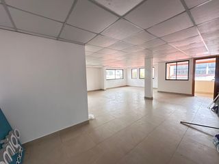 Foto 3 de Local comercial en renta Calderon