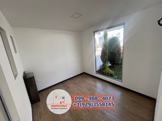 Foto 5 de COMODA VILLA DE VENTA CON 4 DORMITORIOS Y ESTUDIO, COMO NUEVA.