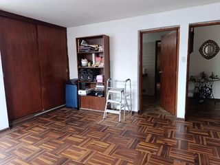 Foto 4 de Amplio Y Muy Bien Distribuido Departamento