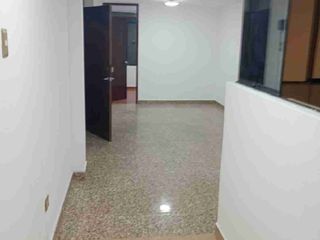 Foto 1 de Venta departamento SMP tercer piso