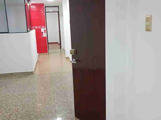 Foto 4 de Venta departamento SMP tercer piso