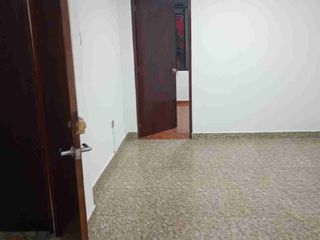 Foto 5 de Venta departamento SMP tercer piso