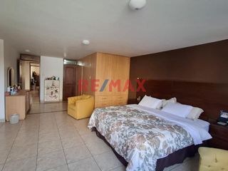 Foto 5 de Vendo Hermosa Y Moderna Casa En La Urb Primavera 210 M2 320,000 Dolares