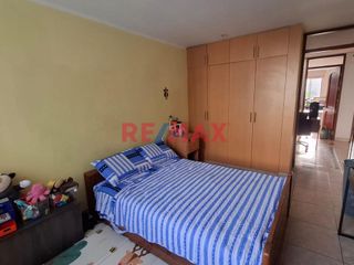 Foto 6 de Vendo Hermosa Y Moderna Casa En La Urb Primavera 210 M2 320,000 Dolares