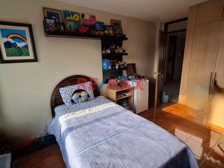 Foto 12 de Vendo Hermosa Y Moderna Casa En La Urb Primavera 210 M2 320,000 Dolares
