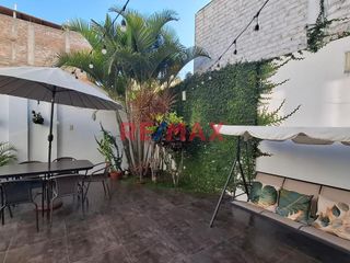 Foto 14 de Vendo Hermosa Y Moderna Casa En La Urb Primavera 210 M2 320,000 Dolares