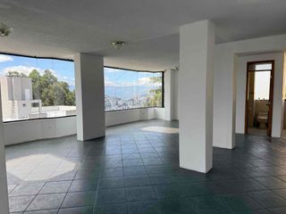 Foto 1 de Departamento duplex de arriendo en Iñaquito Alto, Quito, Ecuador