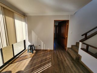 Foto 12 de En Cazhapata casa en venta de 3 pisos y 4 dormitorios I Cuenca