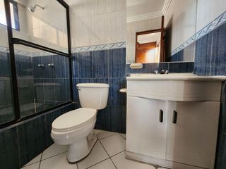 Foto 17 de En Cazhapata casa en venta de 3 pisos y 4 dormitorios I Cuenca