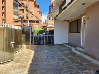 Foto 1 de En Cazhapata casa en venta de 3 pisos y 4 dormitorios I Cuenca
