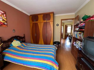 Foto 6 de Casa con 5 dormitorios en venta en el sector de Narancay en Cuenca