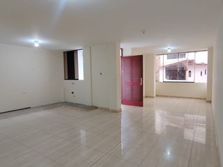 Foto 18 de Se Vende Casa De 131M2 Urb.San Diego - Smp