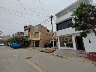 Foto 2 de Se Vende Casa De 131M2 Urb.San Diego - Smp