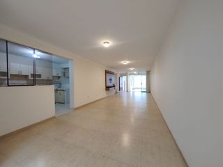 Foto 7 de Se Vende Casa De 131M2 Urb.San Diego - Smp