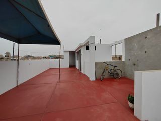 Foto 37 de Se Vende Casa De 131M2 Urb.San Diego - Smp