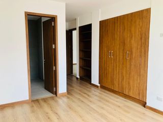 Foto 13 de Venta Casa a Estrenar en Cumbayá, Conjunto Residencial de 9 casas, 266M² C. 385 M² T. $310.000