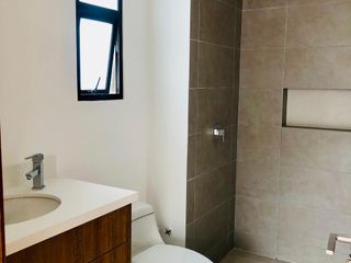 Foto 18 de Venta Casa a Estrenar en Cumbayá, Conjunto Residencial de 9 casas, 266M² C. 385 M² T. $310.000