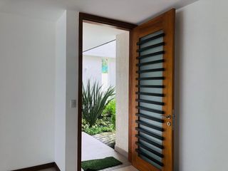 Foto 23 de Venta Casa a Estrenar en Cumbayá, Conjunto Residencial de 9 casas, 266M² C. 385 M² T. $310.000