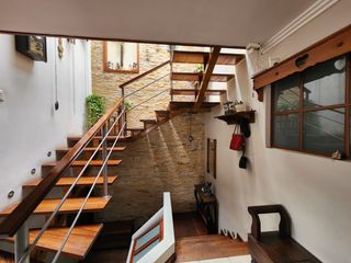 Foto 13 de Casa en venta de 2 pisos en el sector del Registro de la Propiedad de Cuenca